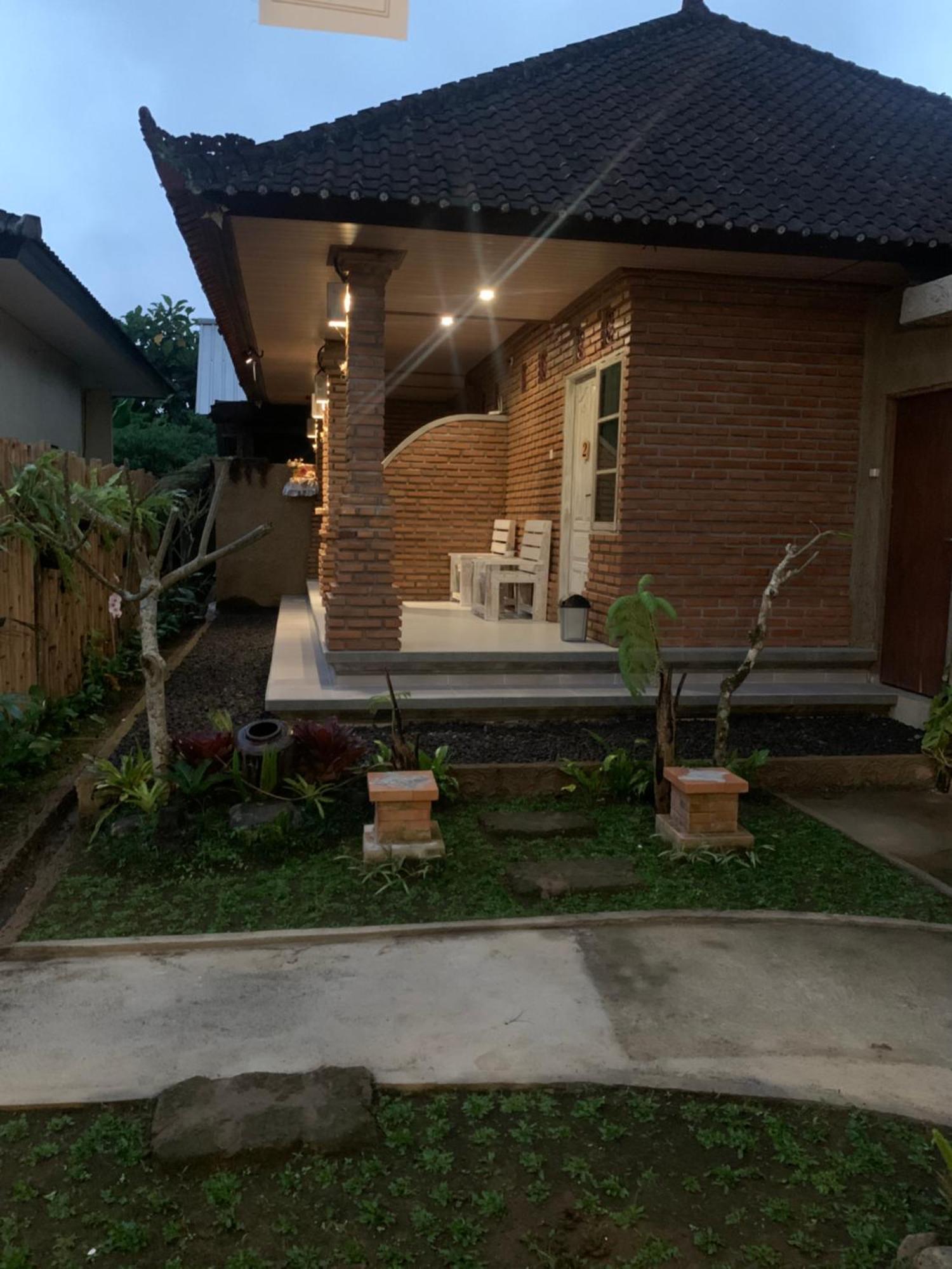 Ambara Guest House Tampaksiring Exterior photo